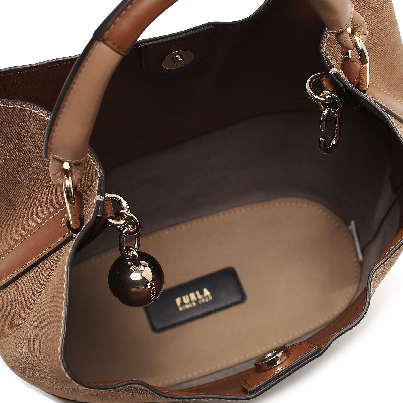 Кожаная сумка Furla Sfera