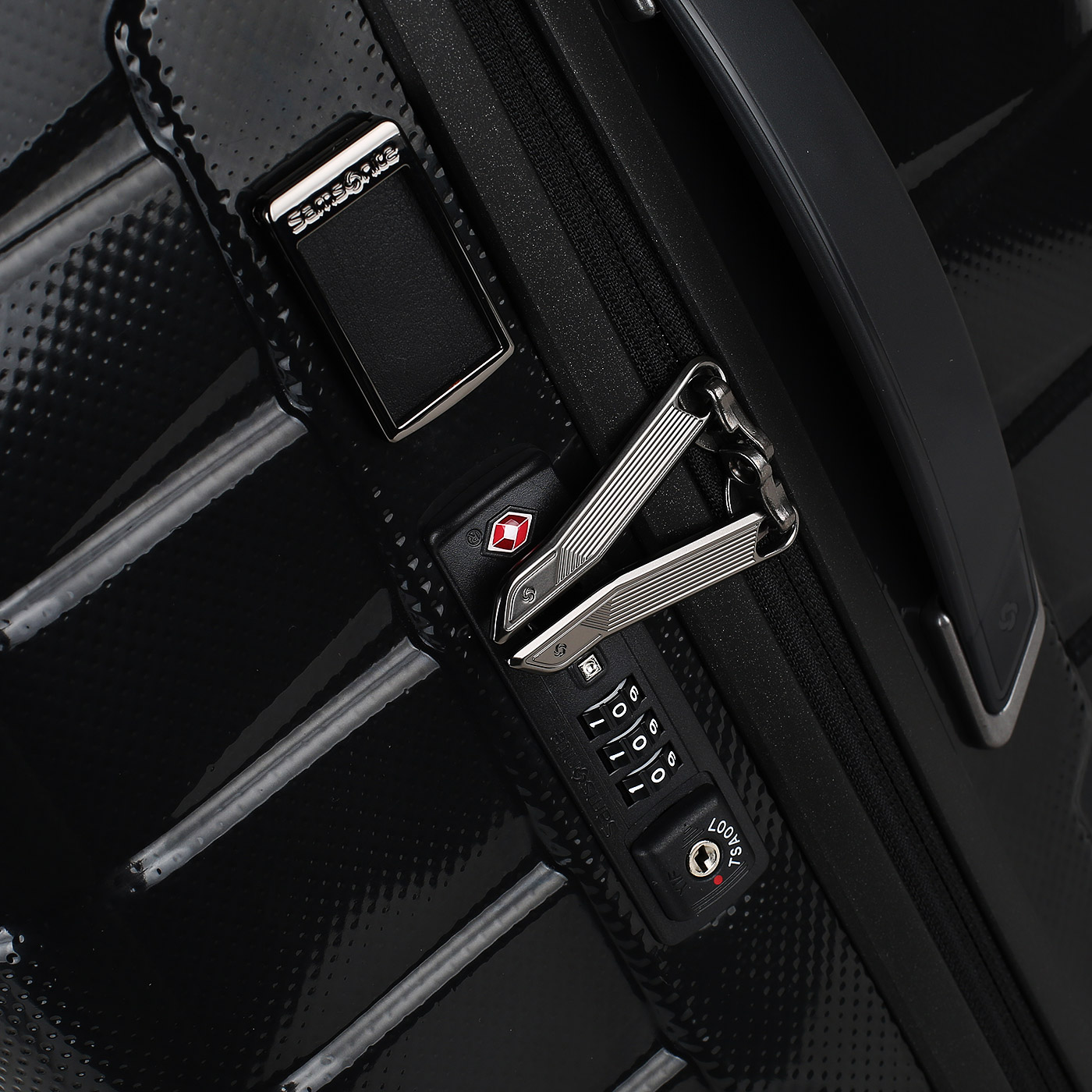 Чемодан очень большой XL  с кодовым замком Samsonite Proxis