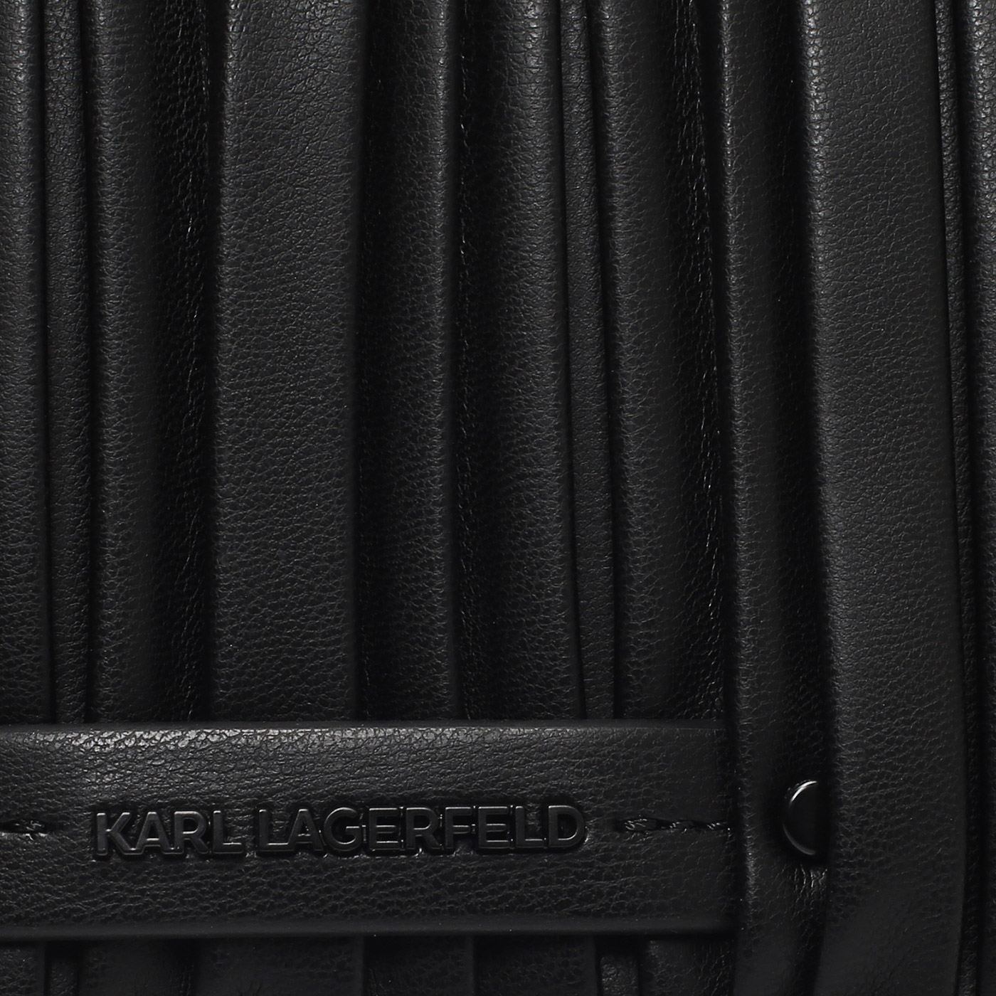 Клатч с плечевой цепочкой Karl Lagerfeld Kushion